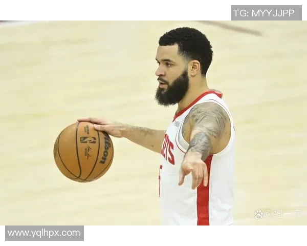 爵士队与火箭队激战正酣12月19日精彩对决回顾与分析